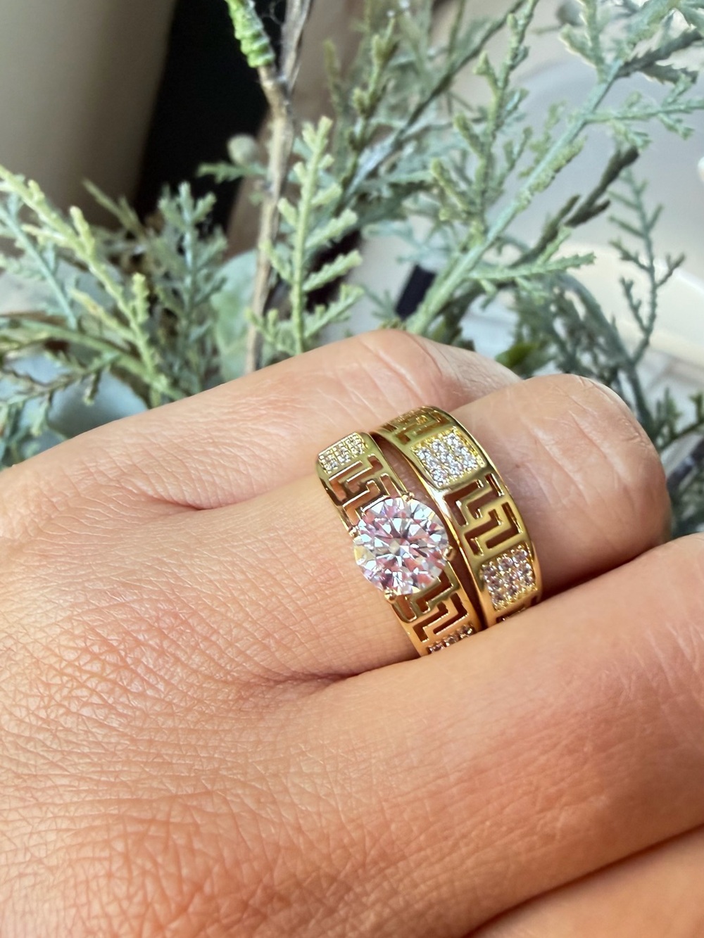 Gold-plated wedding ring – Size 8